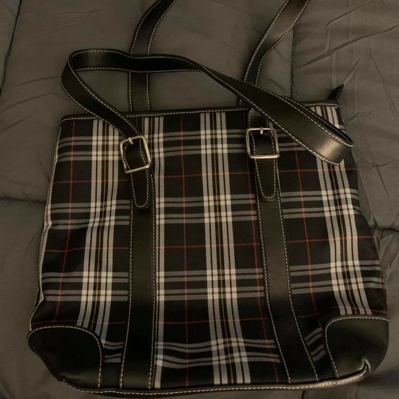 Liz Claiborne Handbags - Liz Claiborne villager